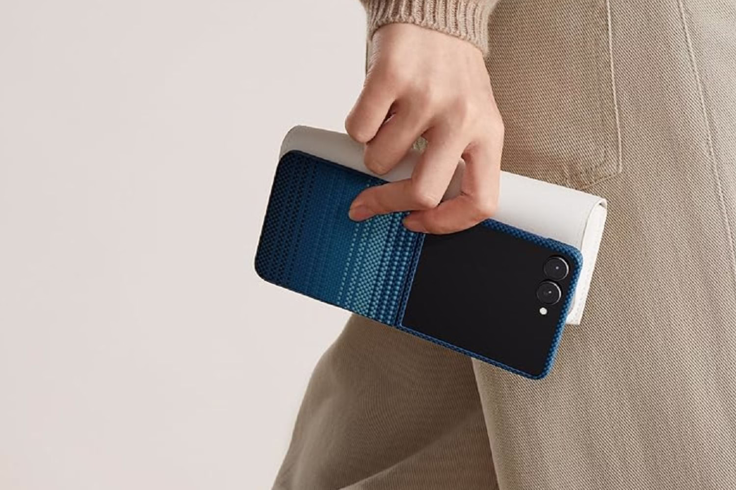 Чохол Pitaka Ultra-Slim Moonrise для Samsung Galaxy Z Flip 7 (FMFLIP7) - 7